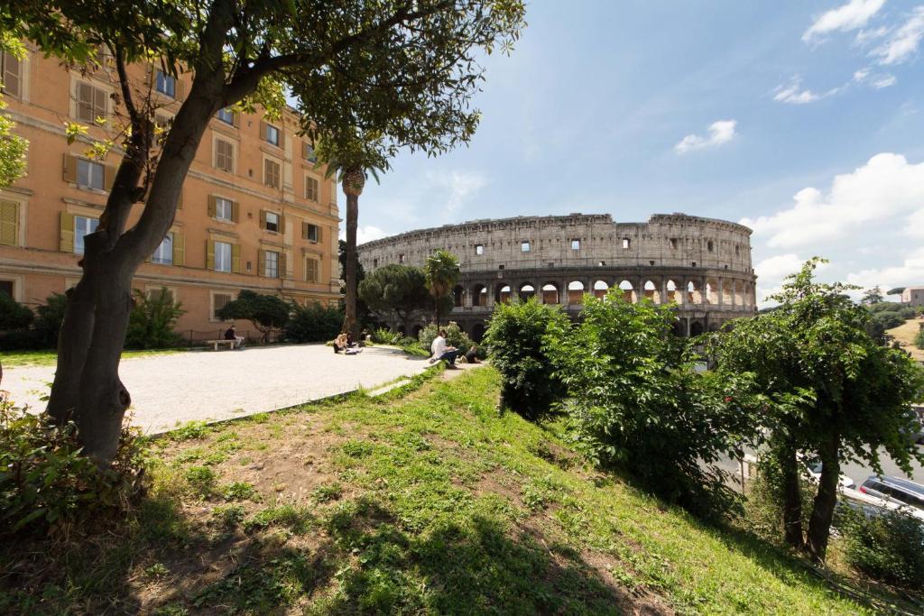 B&B Colosseo Panoramic Rooms Рим Экстерьер фото